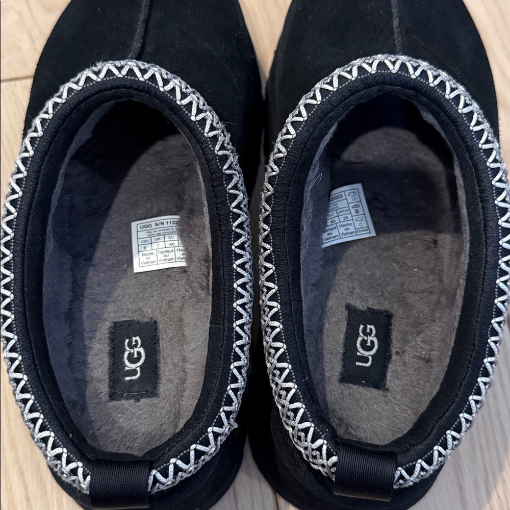 UGG Tazz size 9 - Picture 6 of 6